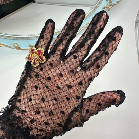 Anthropologie Blossom Gold Pink Floral Crystal Stainless Steel Adjustable Ring - Picture 16 of 17